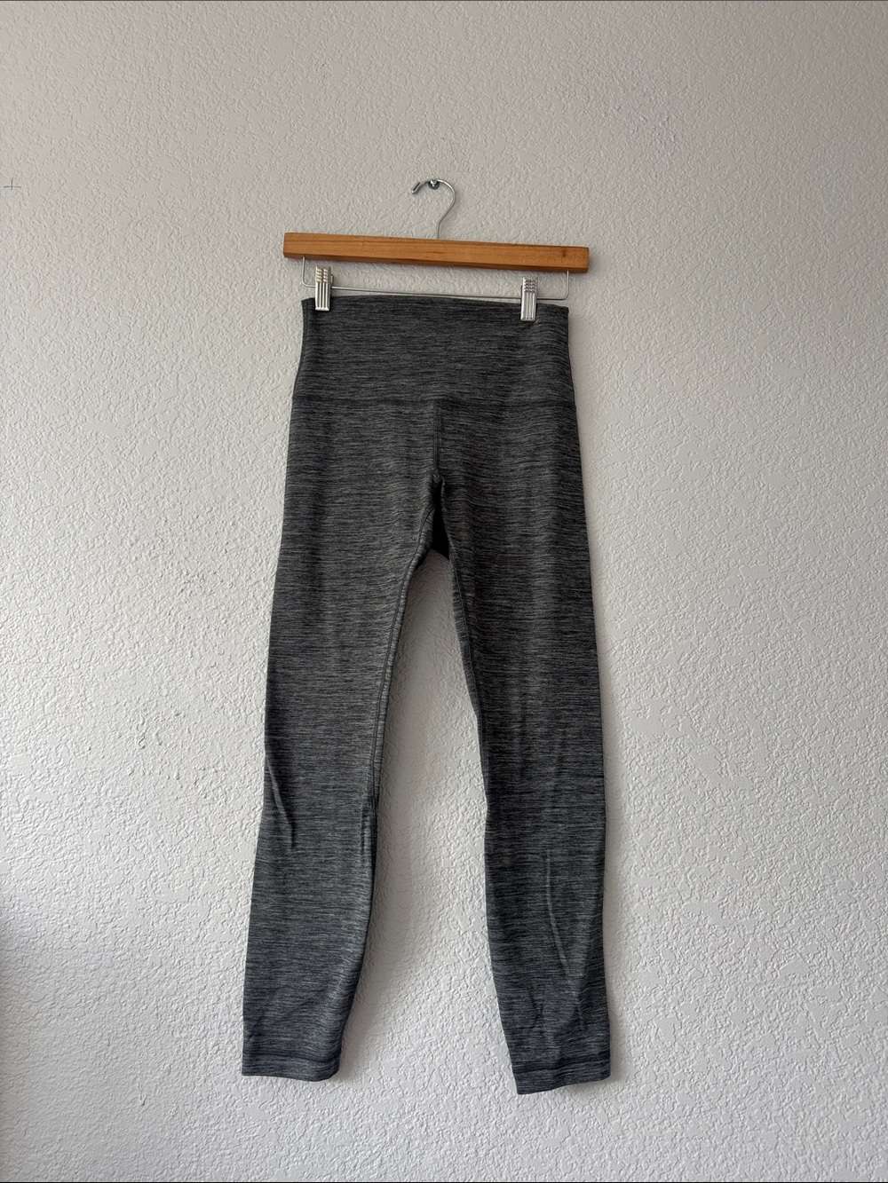 Lululemon Charcoal Stretch Performance Leggings
